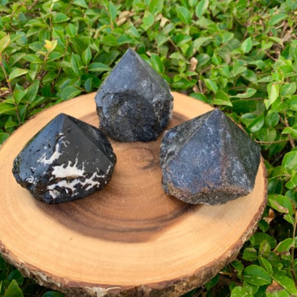 Black Tourmaline Polished Point, Crystal Grid Point, Boho Decor, Grounding Stone - Picture 3 of 6